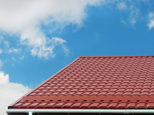 Металлочерепица модерн 0,45 PE RAL 6005 зеленый мох